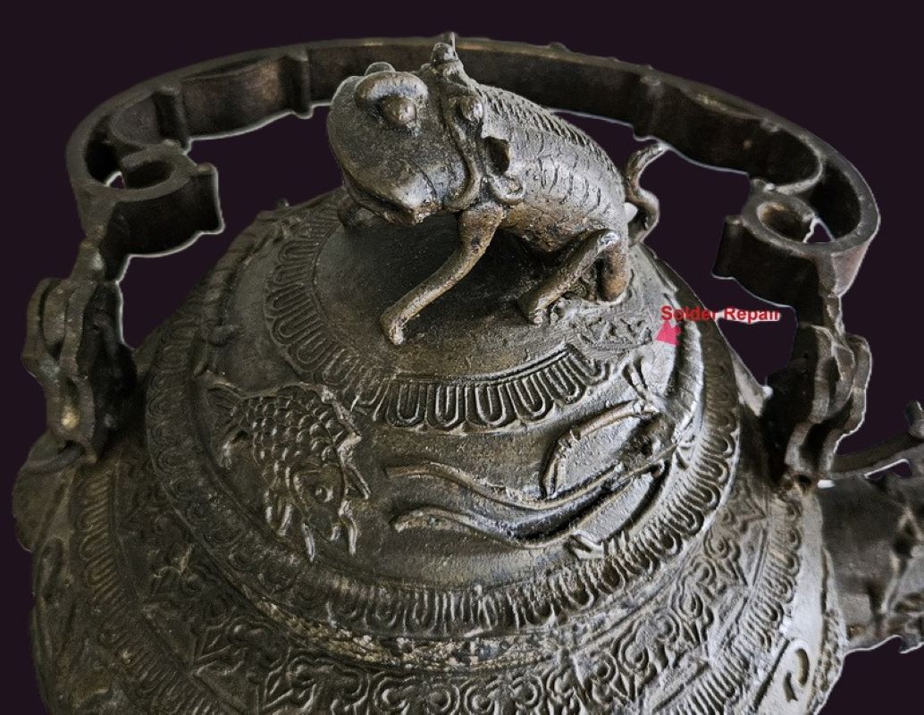 Dayak Brunei Naga Dragon Bronze Kedor Kettle 2 Top View Dayak Brunei Naga Dragon Bronze Kedor Kettle