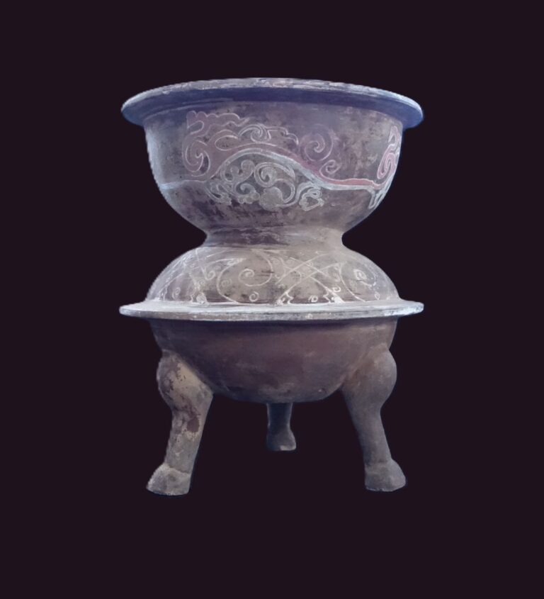 Han Dynasty Tripod Mortuary Vessel 8 Han Dynasty Tripod Mortuary Vessel