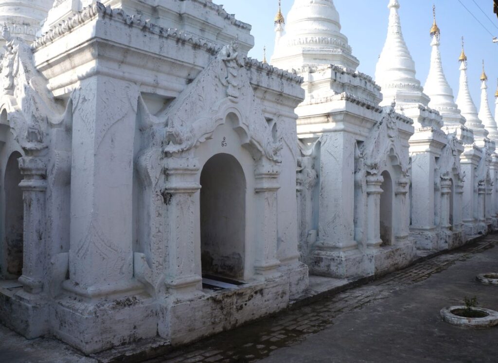 Sanda Muni Iron Buddha Statue - Mandalay