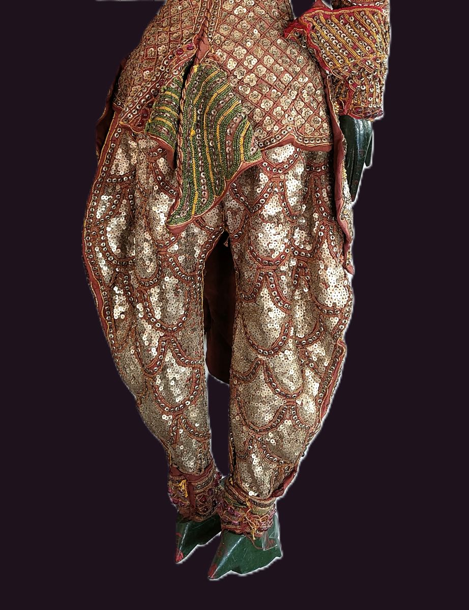 Burmese Puppet Mythological Garuda Bird 5 Bottom view clothing on Garuda Bird - Galon