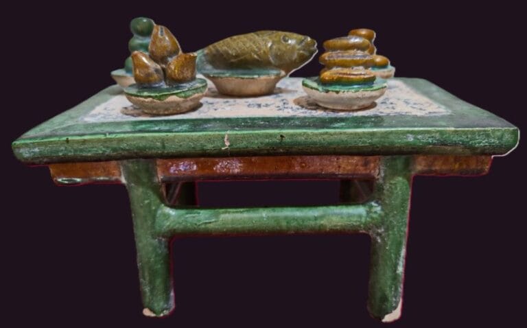 Ming Dynasty Ming qi - Table with Offerings